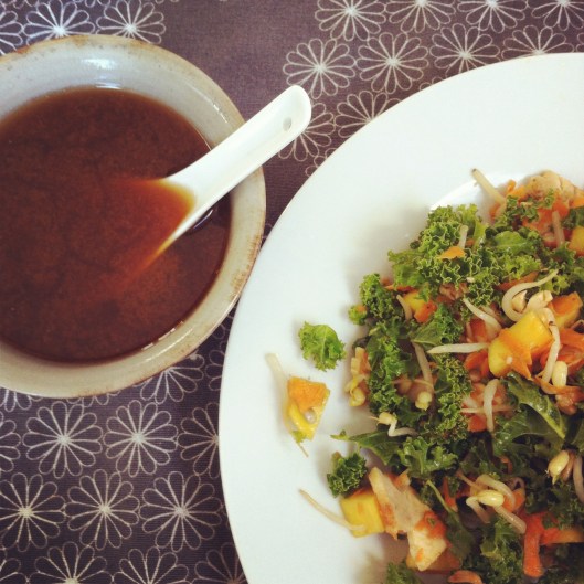 Salade de kale et pousses de soja